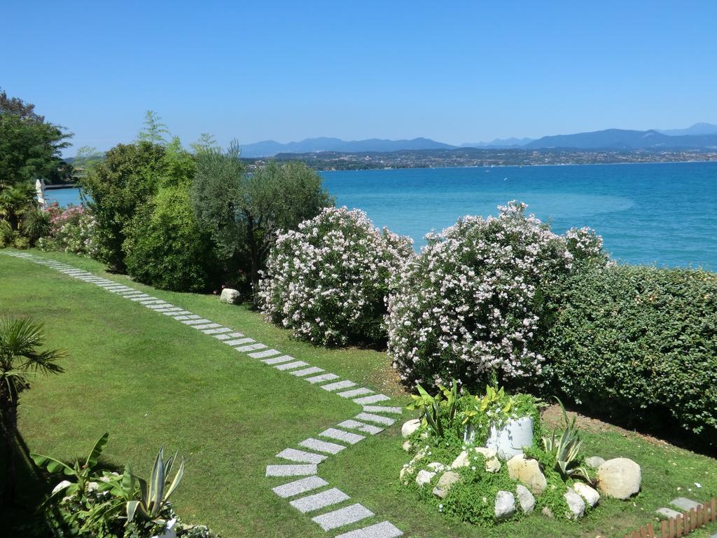 Doctor House Desenzano Διαμέρισμα Ντεζεντσάνο ντελ Γκάρντα Εξωτερικό φωτογραφία